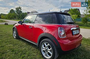 Хэтчбек MINI Cooper 2012 в Бродах