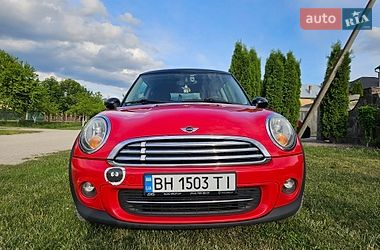 Хэтчбек MINI Cooper 2012 в Бродах