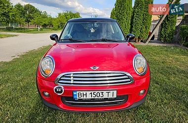 Хэтчбек MINI Cooper 2012 в Бродах