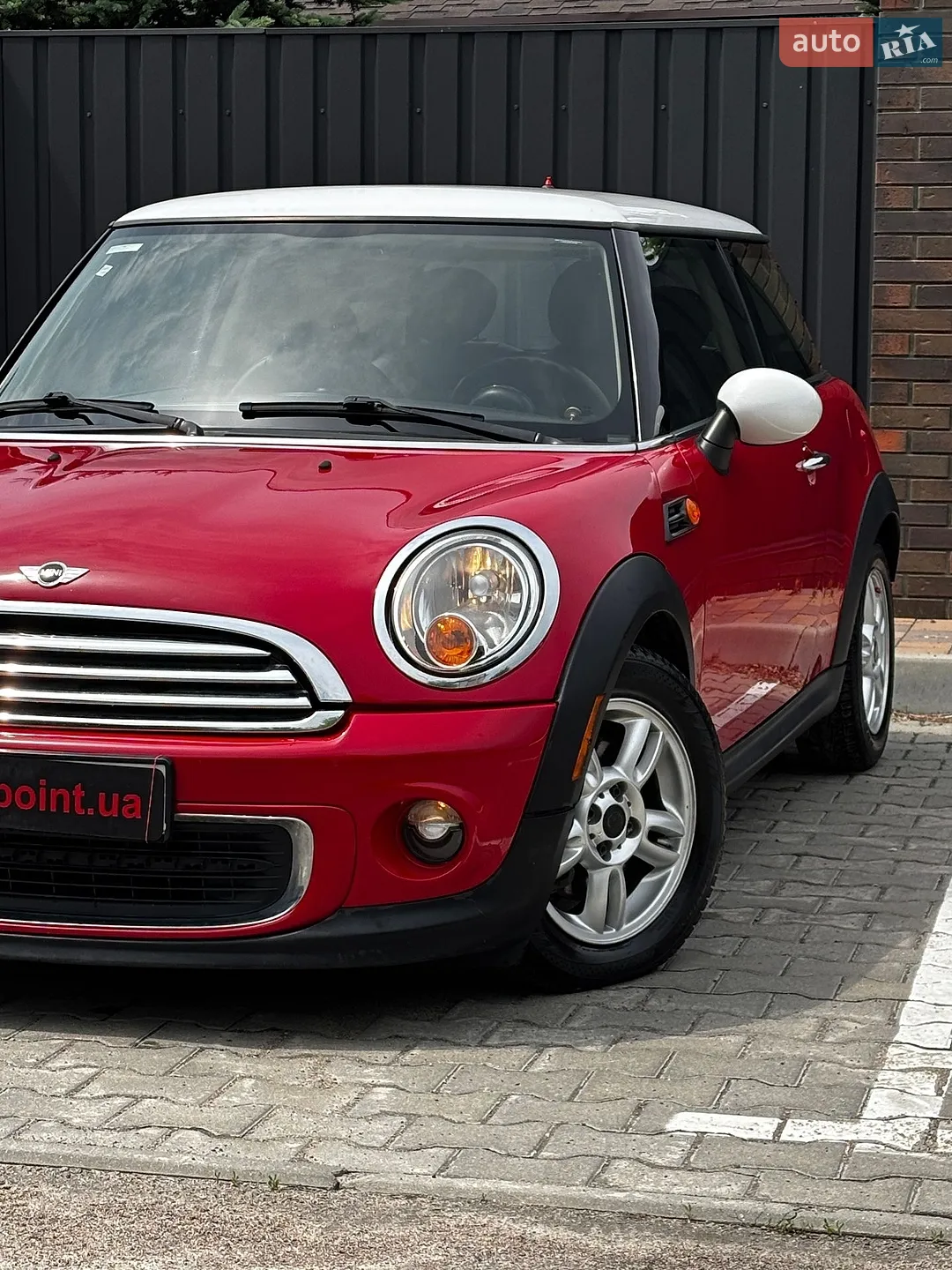 2011 MINI Cooper - мініатюра 2
