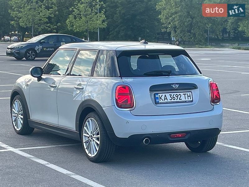 Хетчбек MINI Cooper 2018 в Києві