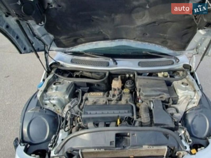 Хэтчбек MINI Cooper 2004 в Одессе
