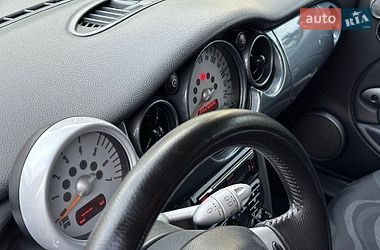 Хэтчбек MINI Cooper 2004 в Ужгороде