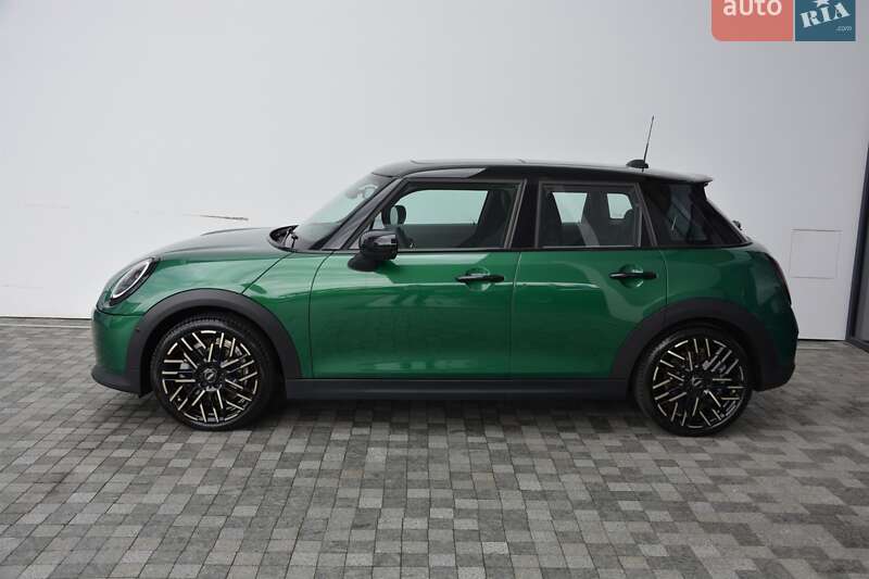 Хетчбек MINI Cooper 2025 в Києві