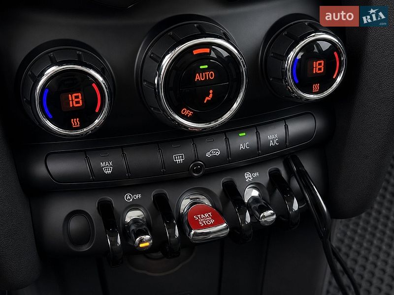 Хетчбек MINI Cooper 2017 в Києві