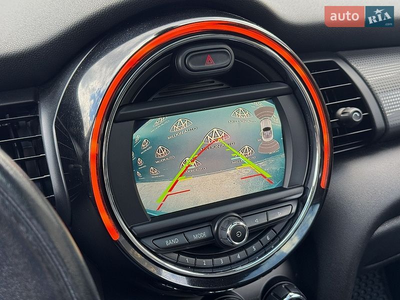 Хетчбек MINI Cooper 2017 в Києві