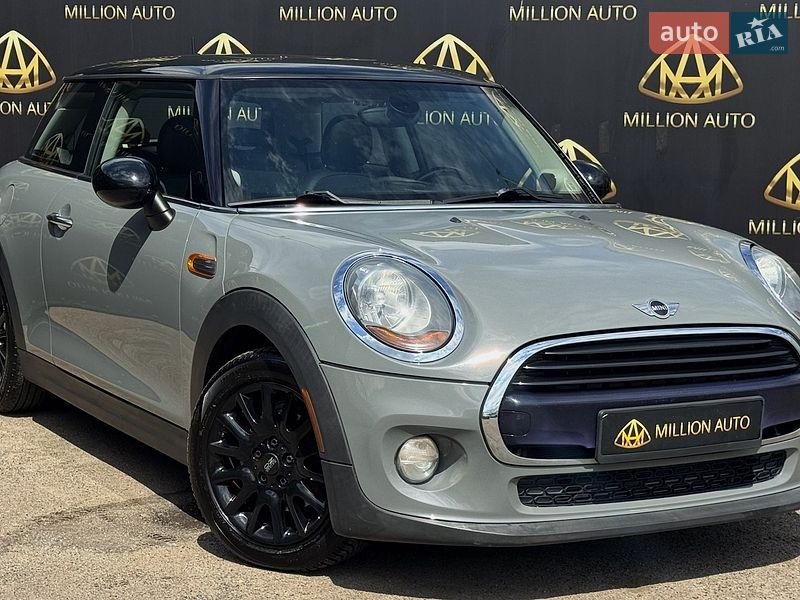 Хетчбек MINI Cooper 2017 в Києві