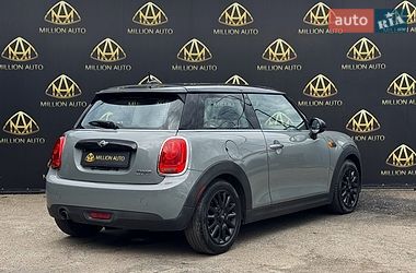 Хетчбек MINI Cooper 2017 в Києві