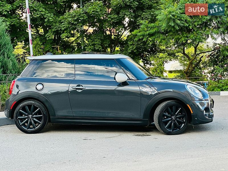 Хетчбек MINI Cooper 2018 в Пісочині
