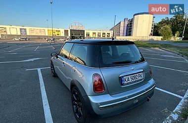 Хэтчбек MINI Cooper 2004 в Киеве