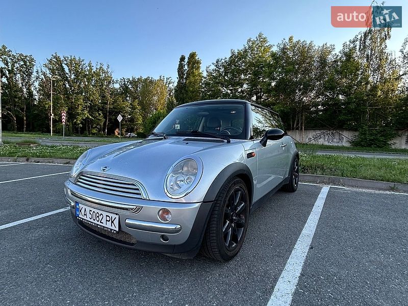 Хэтчбек MINI Cooper 2004 в Киеве