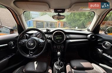 Хетчбек MINI Cooper 2016 в Дніпрі