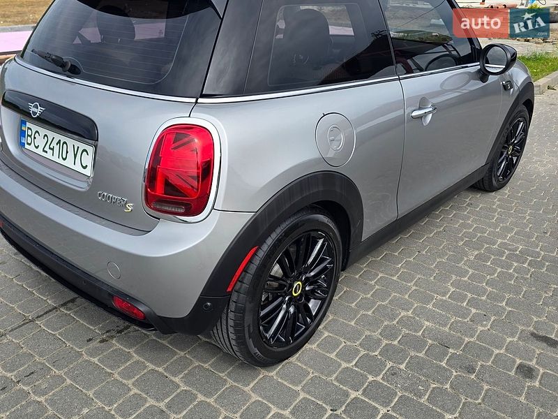 Хетчбек MINI Cooper 2023 в Яворові