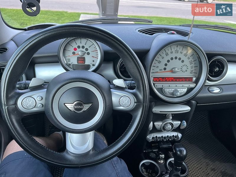 Хетчбек MINI Cooper 2008 в Києві