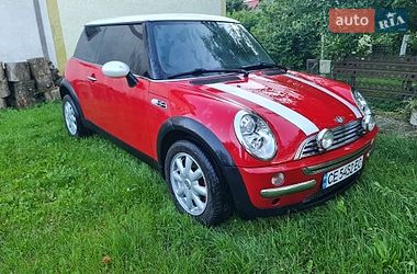 Хетчбек MINI Cooper 2003 в Чернівцях