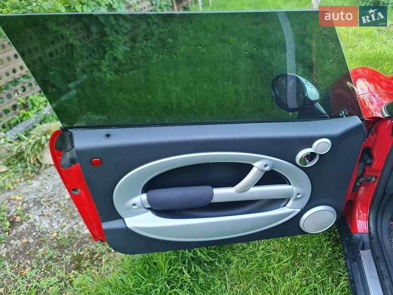 Хетчбек MINI Cooper 2003 в Чернівцях