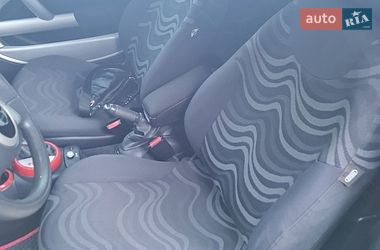 Хетчбек MINI Cooper 2003 в Чернівцях
