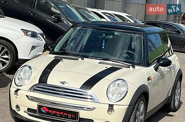 Хэтчбек MINI Cooper 2005 в Одессе