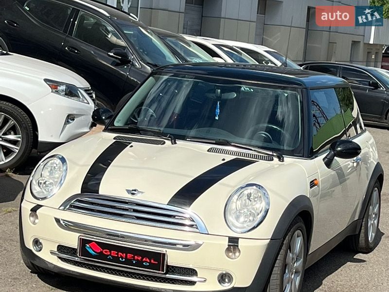 MINI Cooper 2005