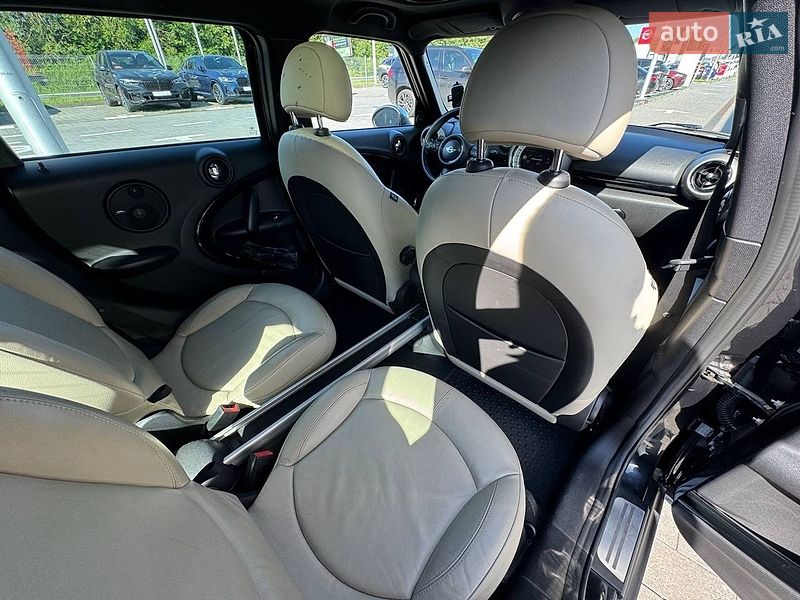 Хетчбек MINI Cooper 2011 в Івано-Франківську