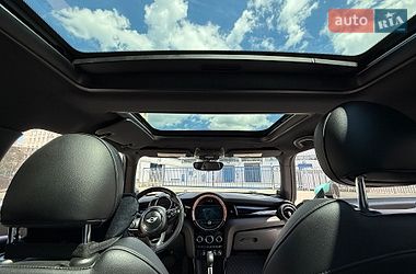 Хэтчбек MINI Cooper 2015 в Вышгороде