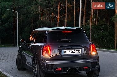 Хэтчбек MINI Cooper 2015 в Вышгороде
