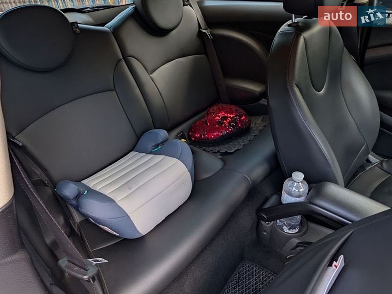 Хетчбек MINI Cooper 2013 в Києві фото 16 Хетчбек MINI Cooper 2013 в Києві