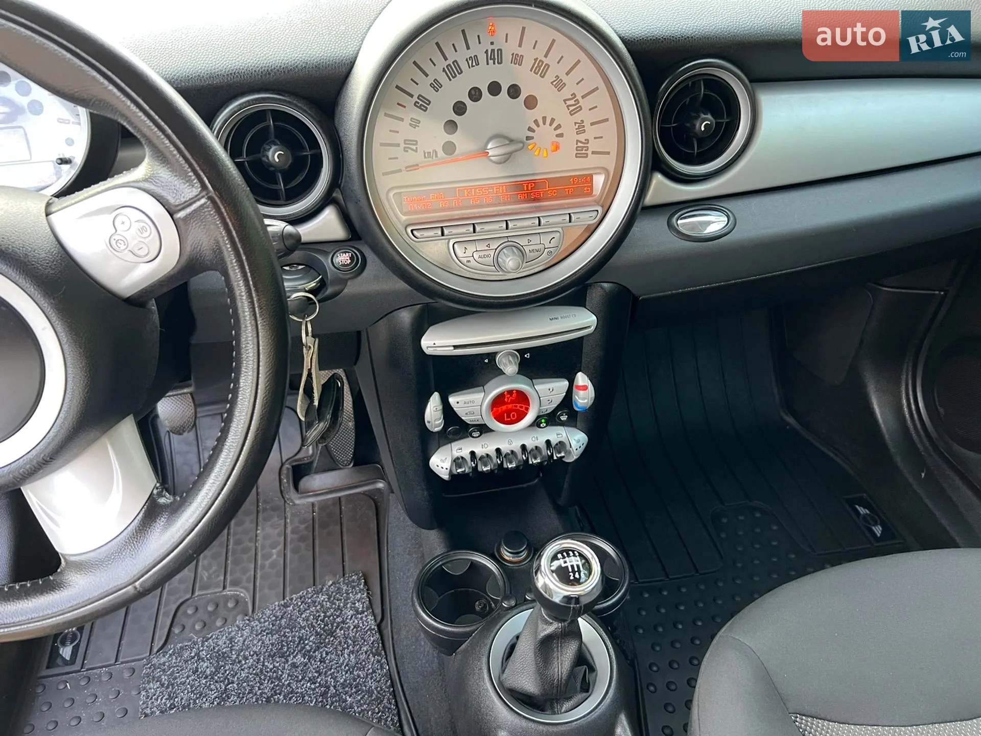 2010 MINI Cooper - мініатюра 24