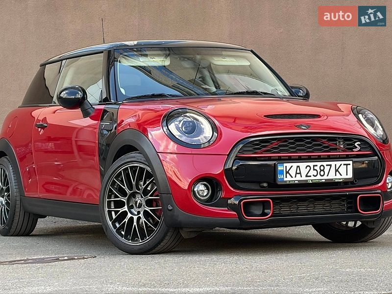 Хэтчбек MINI Cooper 2014 в Киеве фото Хэтчбек MINI Cooper 2014 в Киеве