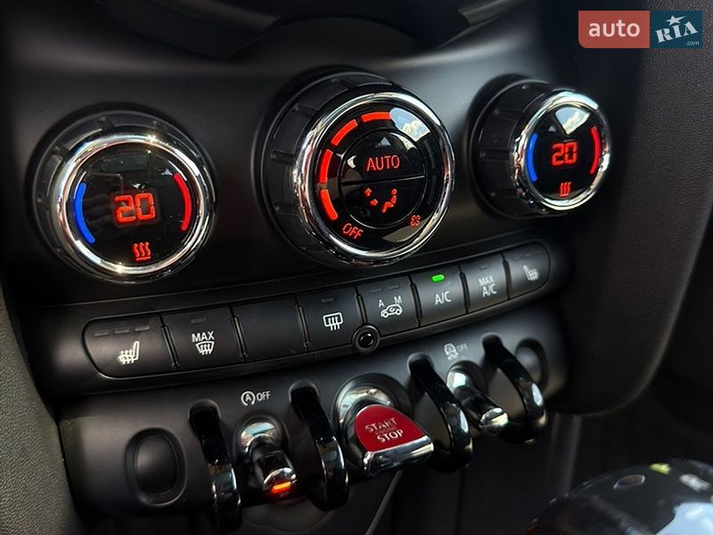 Хетчбек MINI Cooper 2015 в Києві
