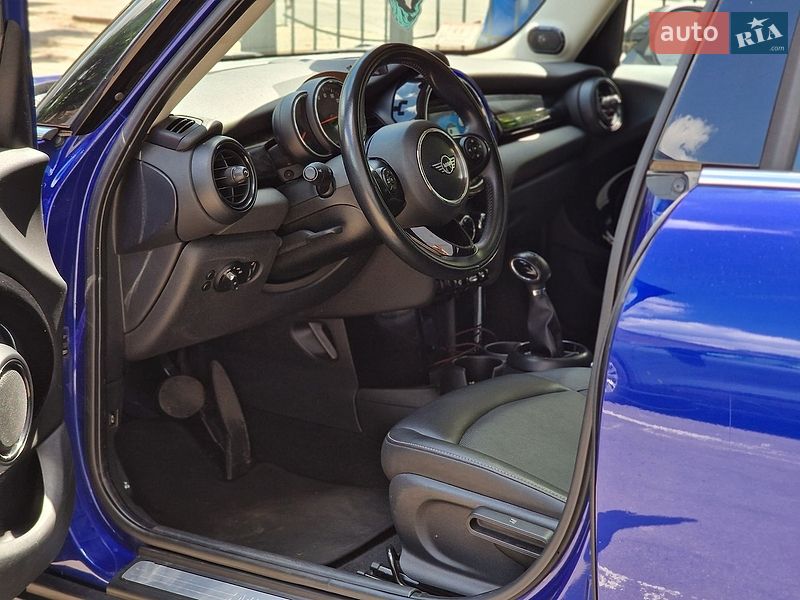 Хэтчбек MINI Cooper 2018 в Одессе