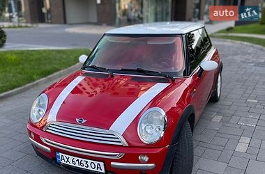 Хэтчбек MINI Cooper 2004 в Тячеве