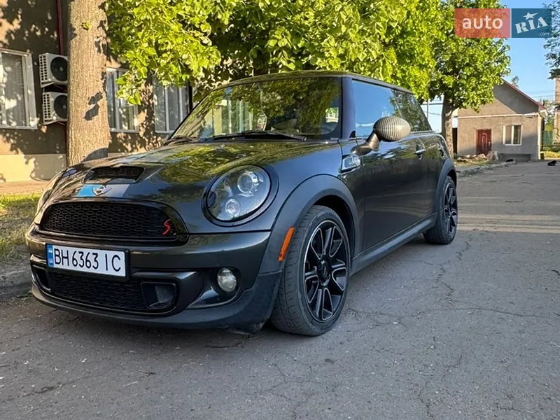 MINI Cooper 2011 VIN WMWSW11080T172140 фото оголошення 15 з 39