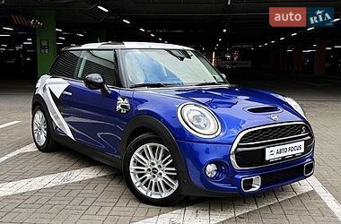 Хетчбек MINI Cooper 2018 в Києві