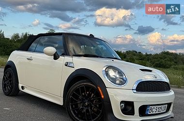 Хэтчбек MINI Cooper 2015 в Трускавце