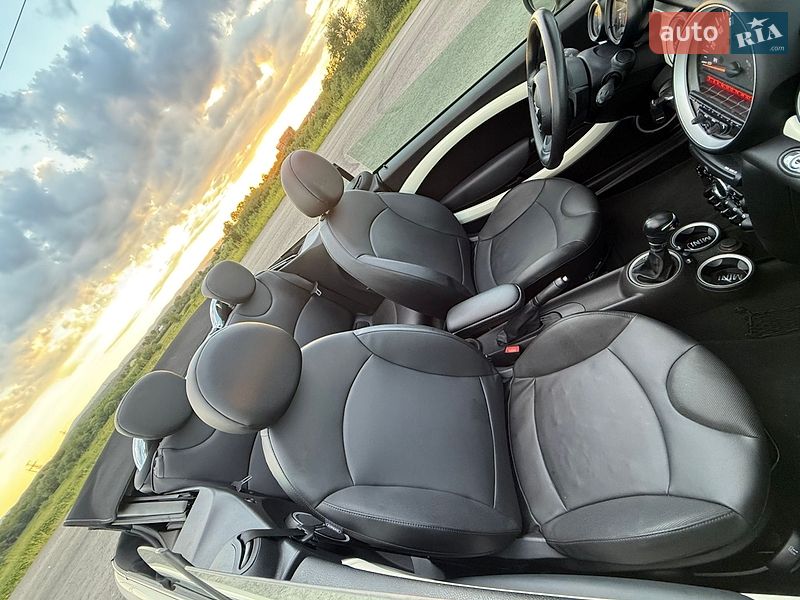 Хэтчбек MINI Cooper 2015 в Трускавце