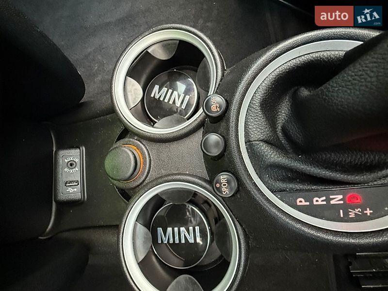 Хэтчбек MINI Cooper 2015 в Трускавце