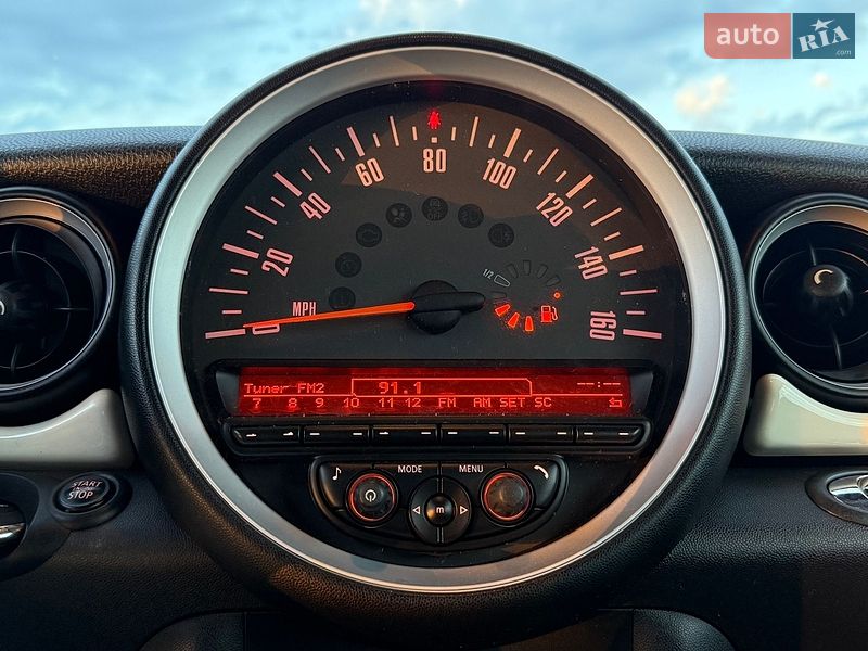 Хэтчбек MINI Cooper 2015 в Трускавце