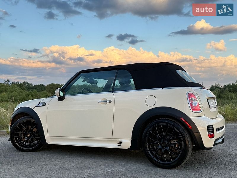 Хэтчбек MINI Cooper 2015 в Трускавце