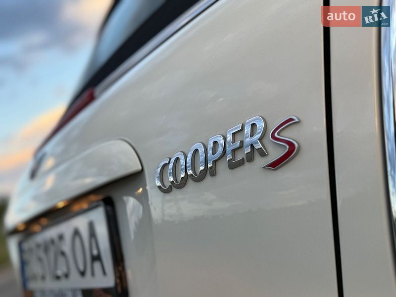 Хэтчбек MINI Cooper 2015 в Трускавце