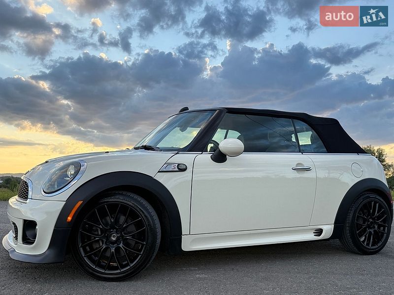 Хэтчбек MINI Cooper 2015 в Трускавце