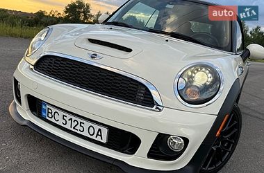 Хэтчбек MINI Cooper 2015 в Трускавце