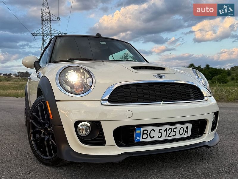 Хэтчбек MINI Cooper 2015 в Трускавце