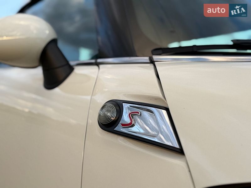 Хэтчбек MINI Cooper 2015 в Трускавце