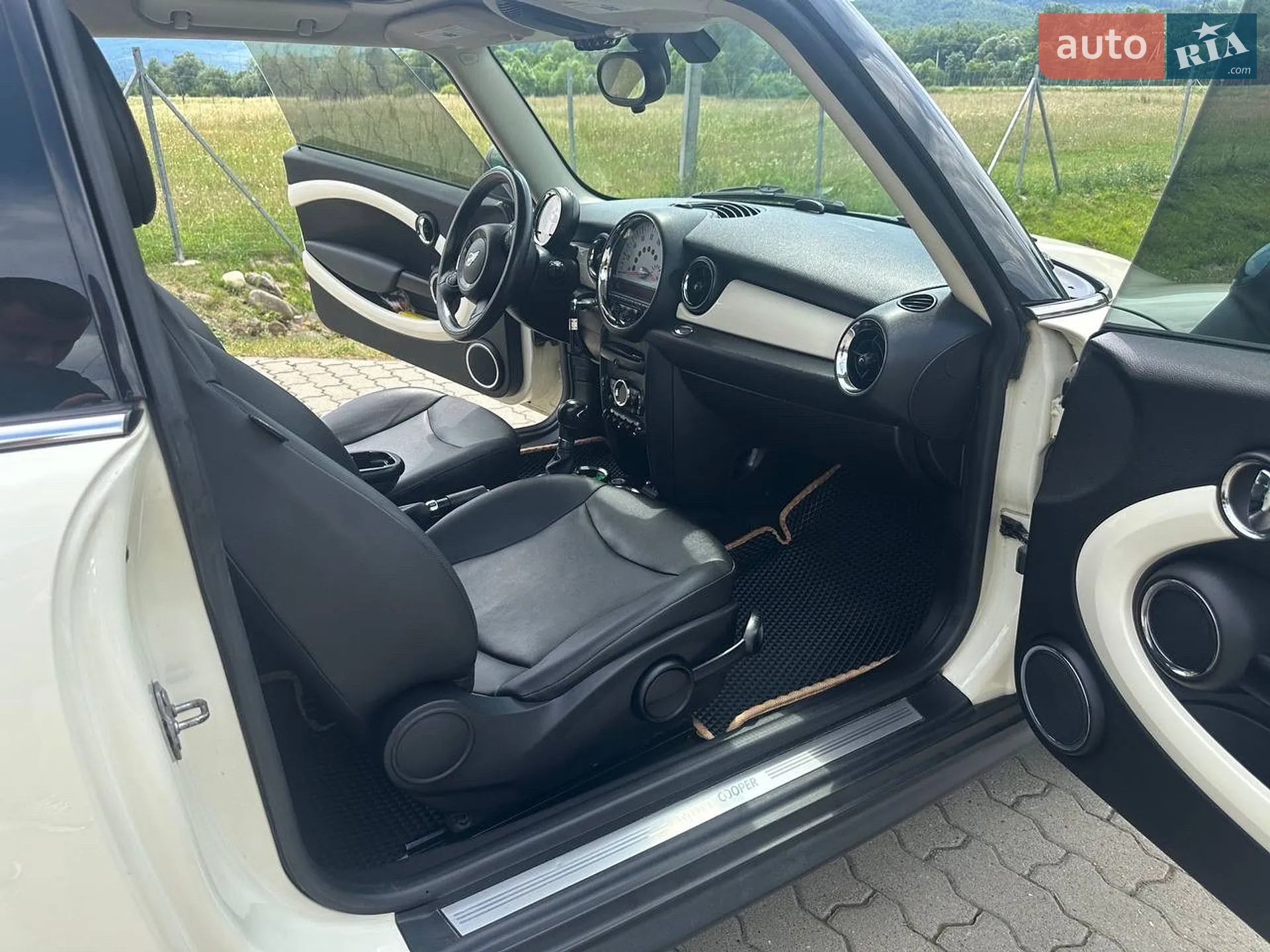 2013 MINI Cooper - мініатюра 14