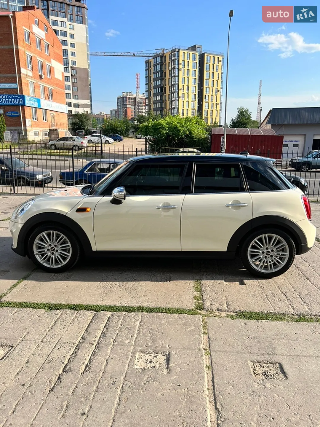 2016 MINI Cooper - мініатюра 3