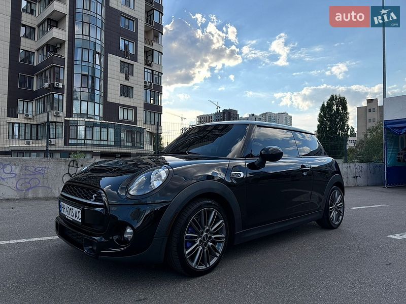MINI Cooper 2019