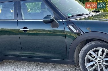 Хэтчбек MINI Cooper 2011 в Львове