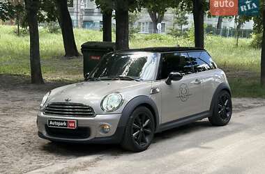Хэтчбек MINI Cooper 2013 в Киеве