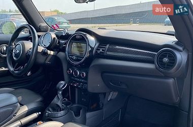 Хэтчбек MINI Cooper 2015 в Львове